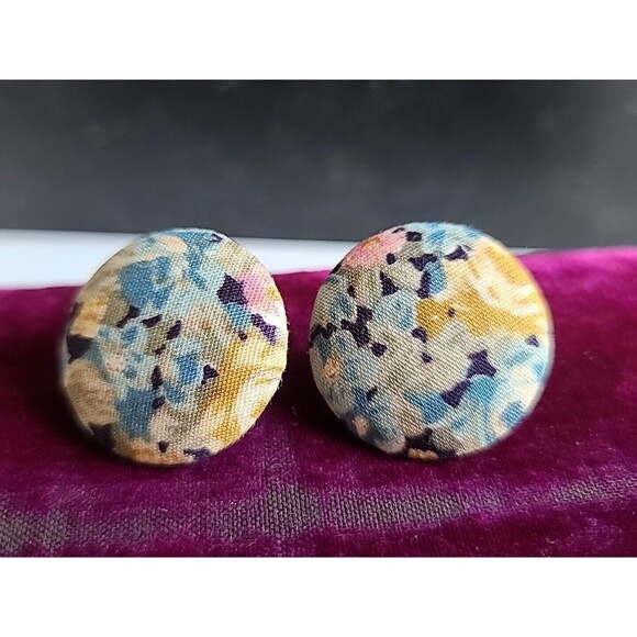 Floral Fabric Circular Stud Earrings Vintage - Picture 3 of 10